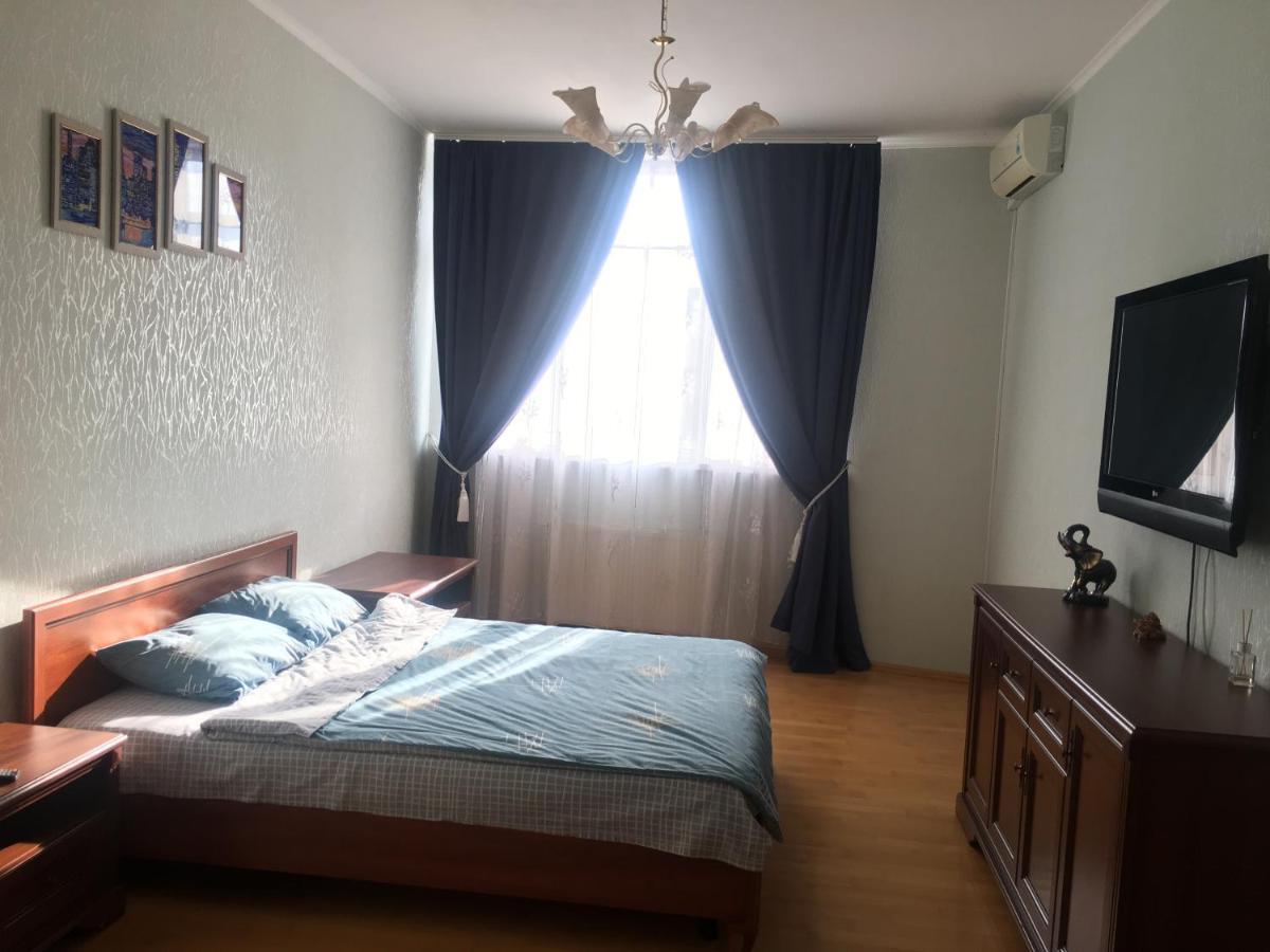 Comfortable Apartment On The Obolon Kyiv Exterior photo